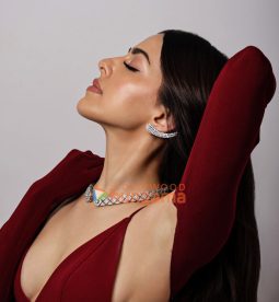Alaya F