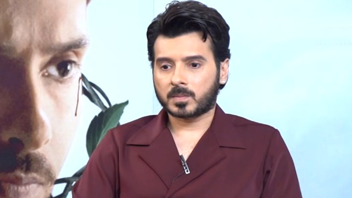 दिव्येंदु: 