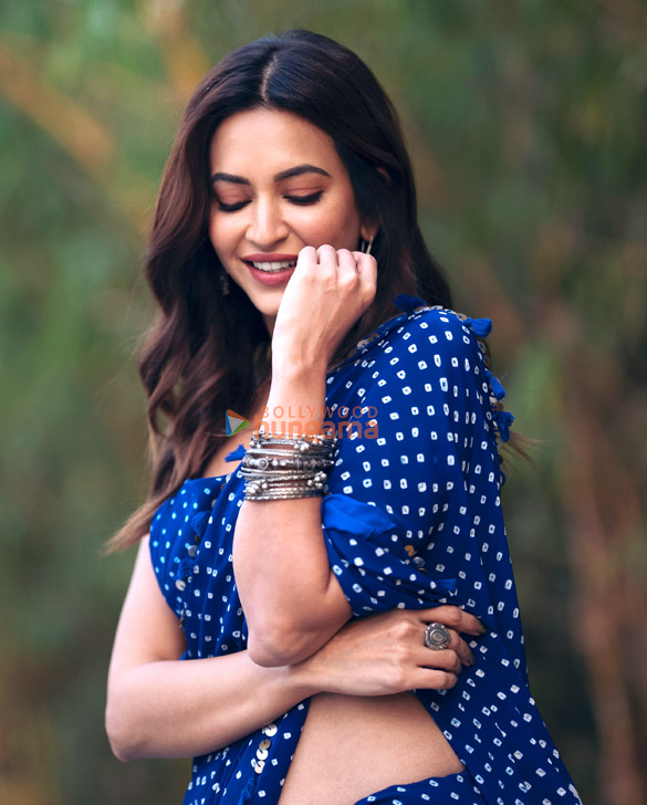 kriti kharbanda 6 15