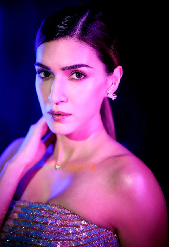 kriti sanon 9 52