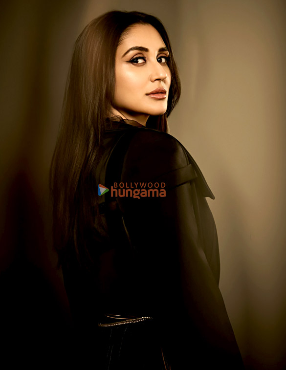 nikita dutta 2 162