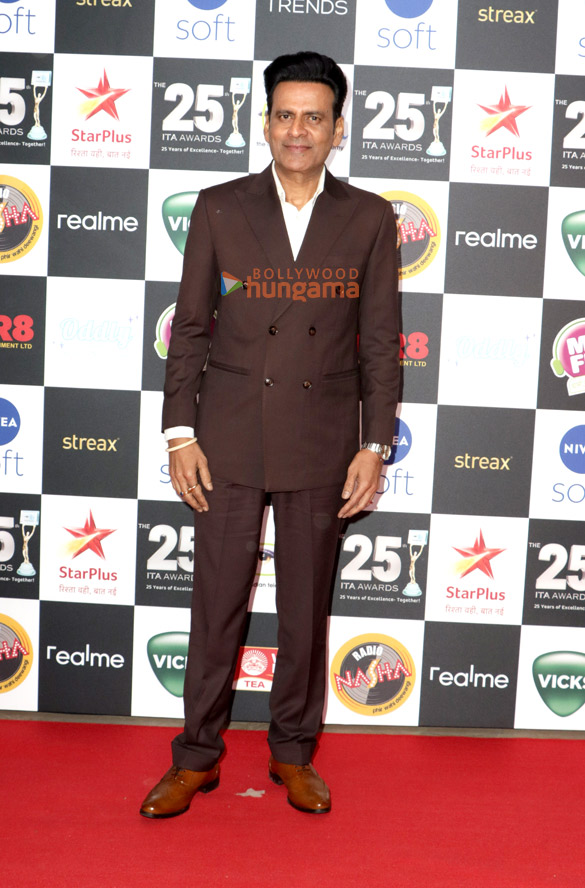 photos alia bhatt daisy shah manoj bajpayee and others grace the red carpet of the 25th ita awards 3