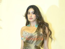 Photos: Ananya Panday, Janhvi Kapoor, Gauri Khan, Jackie Shroff and others snapped at Swadesh event