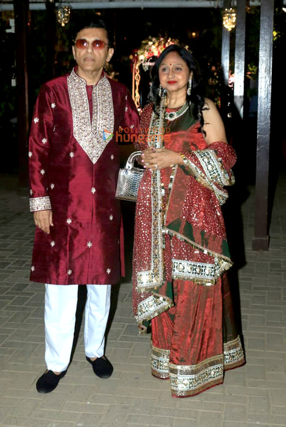 photos hrithik roshan saba azad pashmina roshan and others attend eshaan roshans wedding function 5