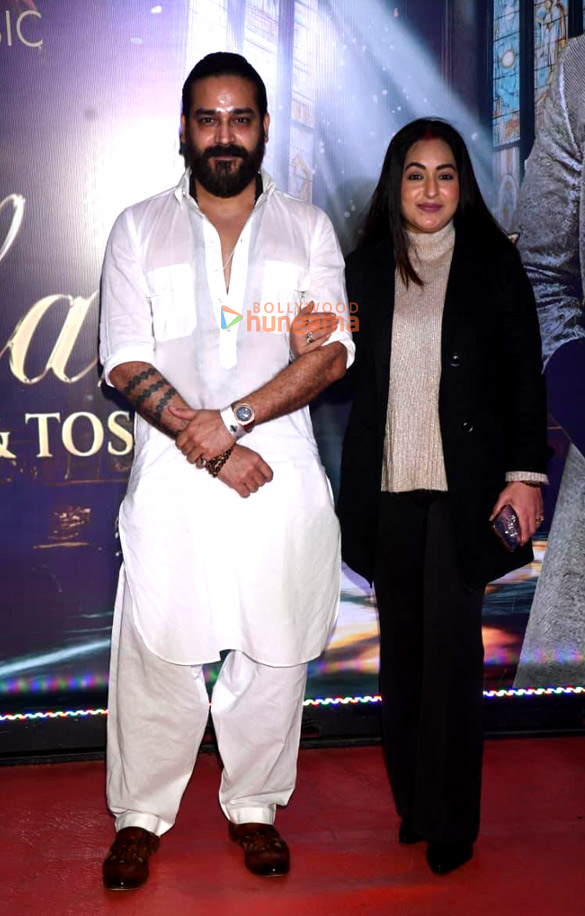 photos john abraham sonu nigam neil nitin mukesh and others attend the grand release of roohaniyat 15