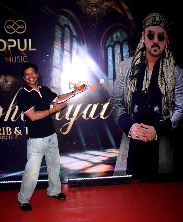 photos john abraham sonu nigam neil nitin mukesh and others attend the grand release of roohaniyat 27