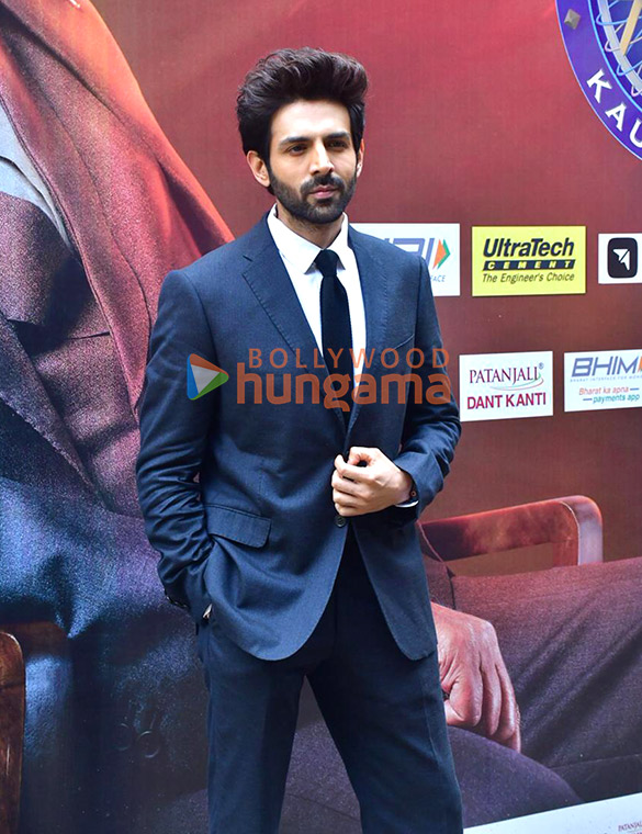 Photos: Kartik Aaryan and Ananya Panday snapped on the sets of Kaun Banega Crorepati Photos: Kartik Aaryan and Ananya Panday snapped on the sets of Kaun Banega Crorepati