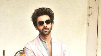 Photos: Kartik Aaryan snapped promoting Tu Meri Main Tera Main Tera Tu Meri