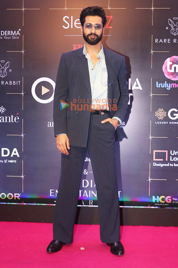 photos kriti sanon ameesha patel ahaan panday aneet padda vicky kaushal rakul preet singh and others grace the red carpet and 4 photos kriti sanon ameesha patel ahaan panday aneet padda vicky kaushal rakul preet singh and others grace the red carpet and 4