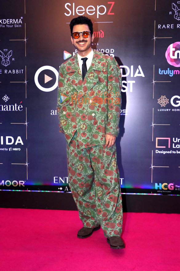 photos kriti sanon sanjeeda sheikh and others grace the red carpet and awards ceremony of bollywood hungama ott india fest 2025 1034 12 photos kriti sanon sanjeeda sheikh and others grace the red carpet and awards ceremony of bollywood hungama ott india fest 2025 1034 12