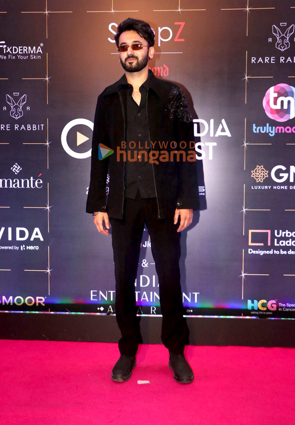 photos kriti sanon sanjeeda sheikh and others grace the red carpet and awards ceremony of bollywood hungama ott india fest 2025 1034 3