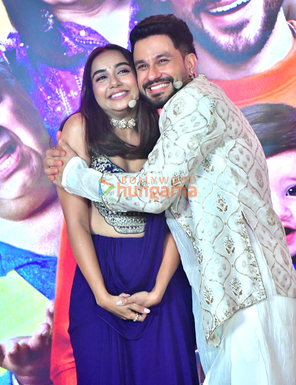 photos kunal kemmu prajakta koli neha dhupia and others grace the trailer launch of single papa 1