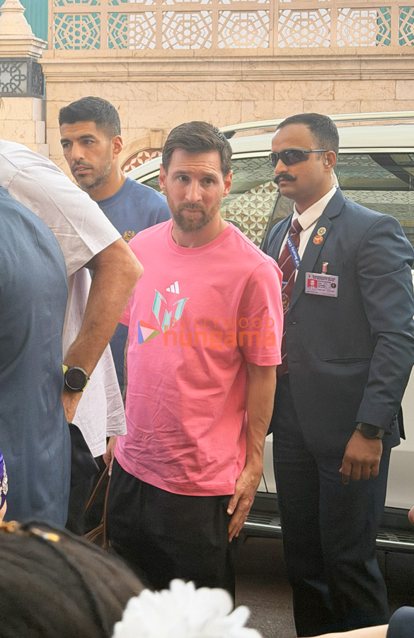 photos lionel messi snapped at the leela palace in new delhi 6