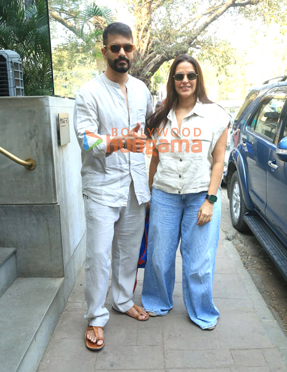 photos neha dhupia and angad bedi snapped in bandra 2 4