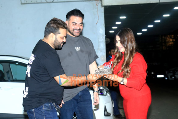 photos salim khan sushila charak and helen snapped at arbaaz khan and sshura khans marriage anniversary 3