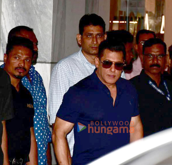 Photos: Salman Khan, Arbaaz Khan, Salim Khan, Helen and others snapped at Sohail Khan’s birthday party in Bandra