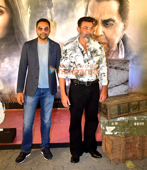 photos salman khan sunny deol bobby deol and others attend special screening of ikkis 18