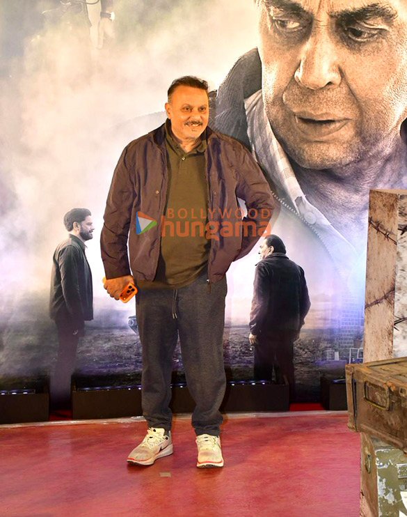 photos salman khan sunny deol bobby deol and others attend special screening of ikkis 6