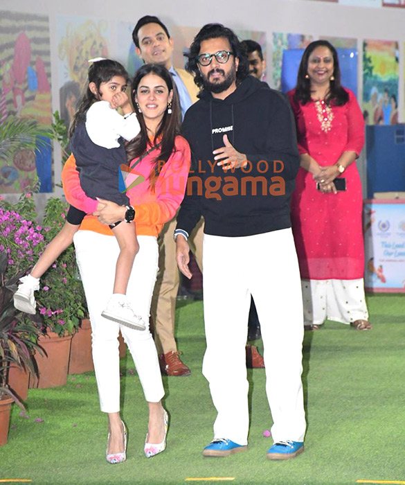 photos vidya balan kareena kapoor khan karisma kapoor and others snapped attending the dhirubhai ambani international school annual day 2025 5