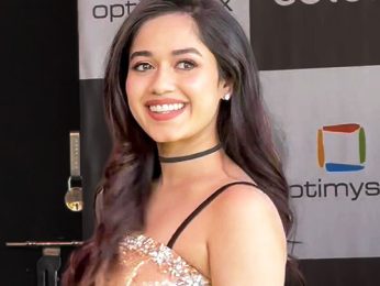 Prettiest Jannat Zubair pose with Samarth Jurel