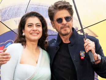 Raj & Simran reunited after 30 years! Shah Rukh Khan & Kajol Raj & Simran reunited after 30 years! Shah Rukh Khan & Kajol