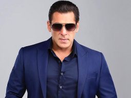 Salman Khan rings in 60 at Panvel farmhouse; Dhoni dances, a few miss the bash