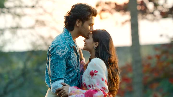 Sona Sona | Vrusshabha Love Song (Hindi)| Mohanlal | Nanda Kishore | Samarjit Lankesh | Nayan Sarika | 25th Dec