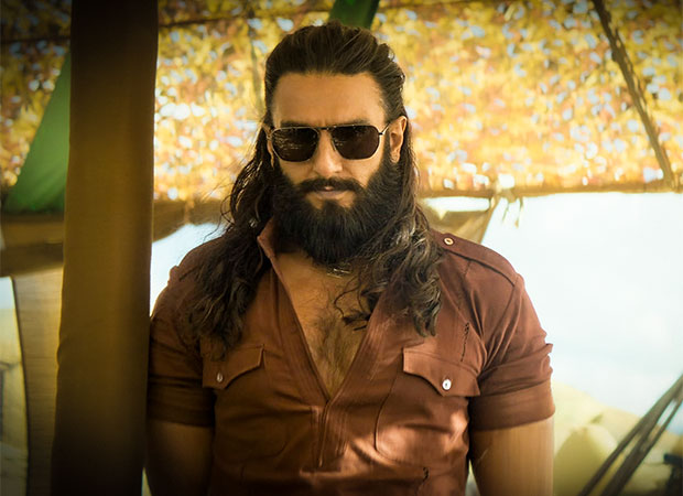 THIS IS INSANE! Dhurandhar’s Thursday beats its own Monday, Tuesday, Wednesday AND Opening Day, enters Rs. 200 cr. club in 7 days