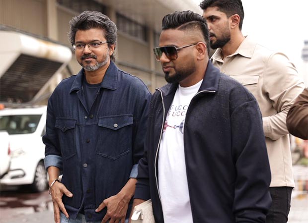 Thalapathy Vijay's Malaysia arrival turns spectacular ahead of Jana Nayagan audio launch, fans roll out a grand traditional welcome