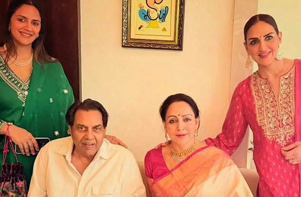 Hema Malini to host Delhi prayer meet for Dharmendra on December 11 with daughters Esha Deol and Ahana Deol Hema Malini to host Delhi prayer meet for Dharmendra on December 11 with daughters Esha Deol and Ahana Deol