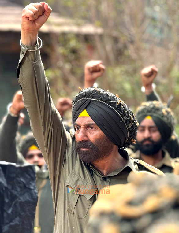 Official Border 2 poster with Sunny Deol and the ensemble cast