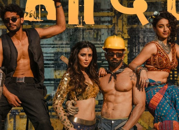 बॉस्को लेस्ली मार्टिस 'परदेस' के साथ संगीत निर्माता बने, 90 के दशक की इंडी-पॉप की आत्मा को पुनर्जीवित किया