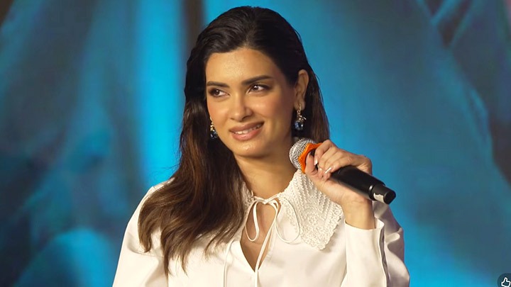 Diana Penty on Farah Khan’s YouTube career: “She is made for it” | BH OTT India Fest 2025 Diana Penty on Farah Khan’s YouTube career: “She is made for it” | BH OTT India Fest 2025