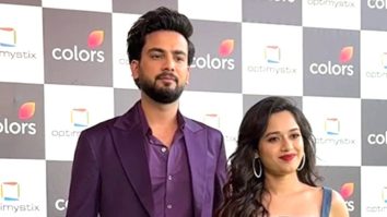 Jannat Zubair pose with Elvish Yadav