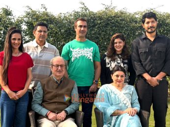 On The Sets Of The Movie Khosla Ka Ghosla 2