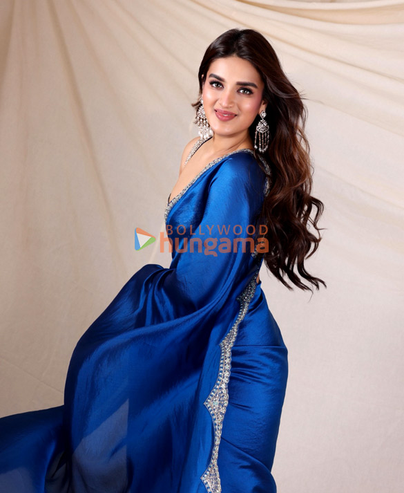 nidhhi agerwal 4 20