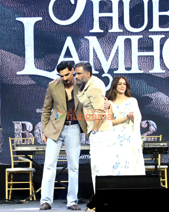photos ahan shetty suniel shetty and others grace jaate hue lamhon song launch from film border 2 6