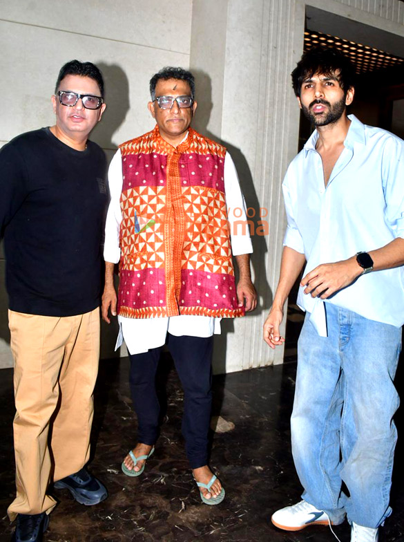 Photos: Kartik Aaryan, Aditya Roy Kapur, and others attend Anurag Basu’s Saraswati Puja