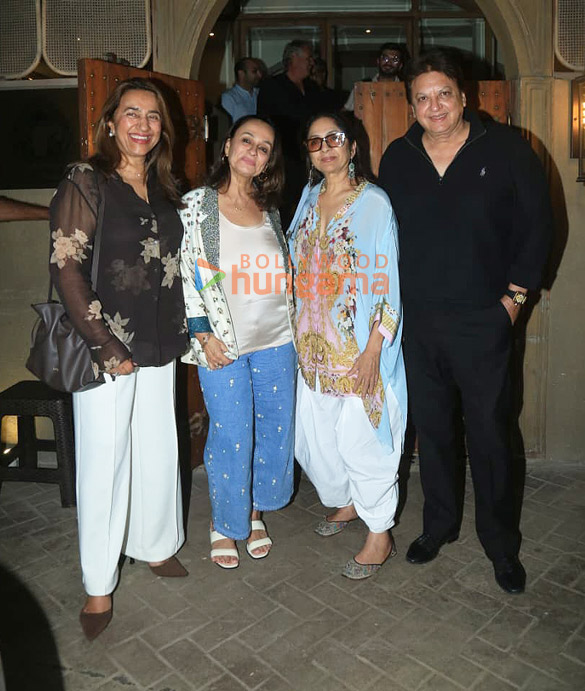 photos neena gupta soni razdan shashi ranjan and anu ranjan snapped in bandra 1