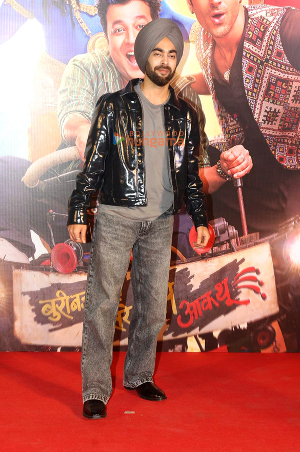 photos pulkit samrat shalini pandey varun sharma kriti sanon and others grace the premiere of rahu ketu 18