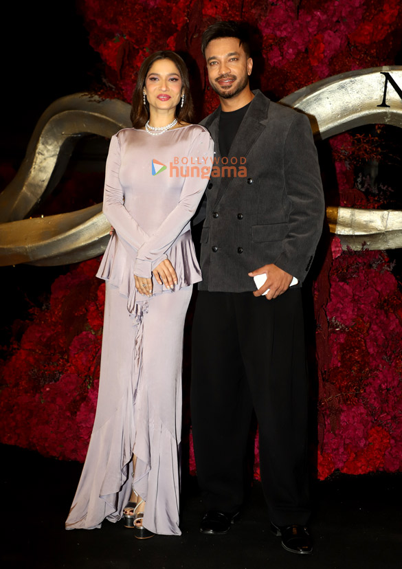 photos salman khan kriti sanon disha patani mouni roy and others attend nupur sanon stebin bens wedding reception 6 2