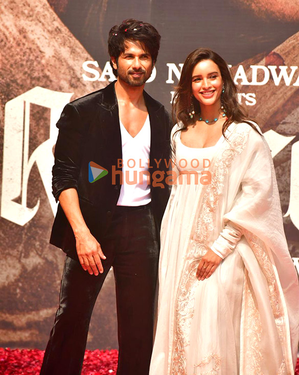photos shahid kapoor triptii dimri and others grace the trailer launch of o romeo 2