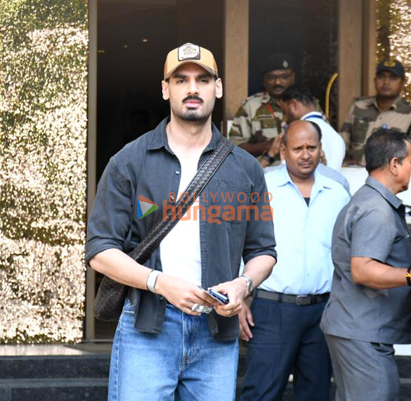 photos sunny deol varun dhawan ahan shetty and the team of border 2 snapped at kalina airport 5