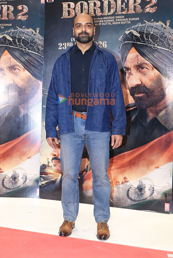photos sunny deol varun dhawan bhushan kumar and others grace the success bash of border 2 11152 11