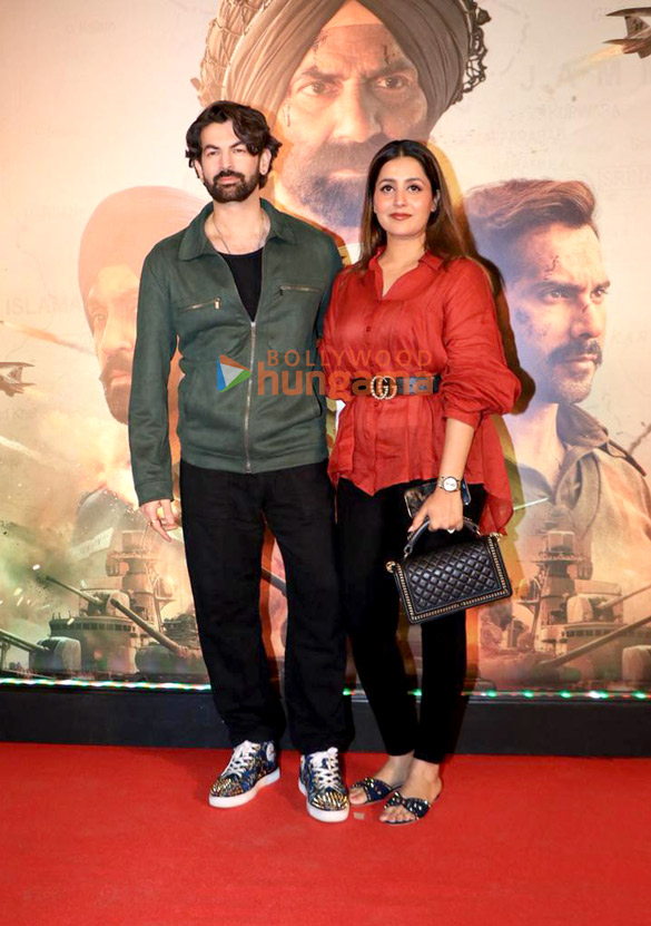 photos sunny deol varun dhawan suniel shetty sonam bajwa and others grace the premiere of border 2 10288 6