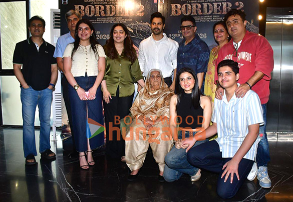 photos varun dhawan and others snapped with the hoshiyar singh family 2