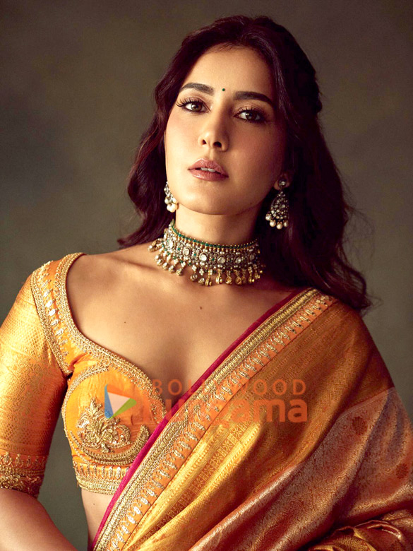 raashii khanna 9 29
