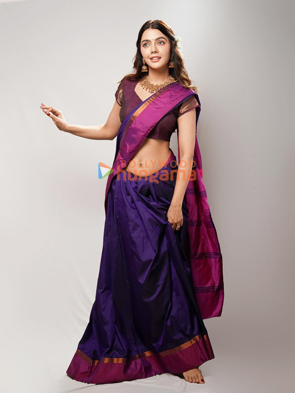 ruhi singh 987 7