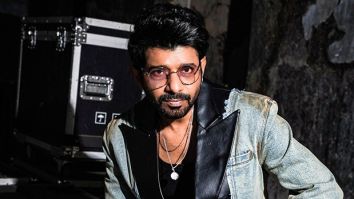 Viineet Kumar Siingh’s next with Vikram Phadnis goes on floors