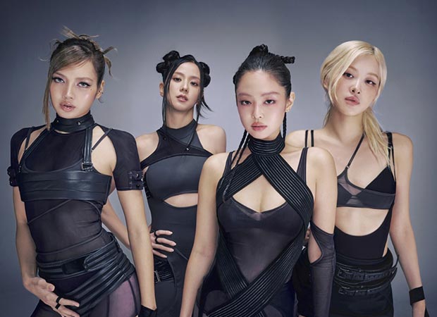 BLACKPINK 'डेडलाइन' के साथ एक पूर्ण समूह के रूप में लौटा, जो 3 वर्षों में उनकी पहली वापसी है